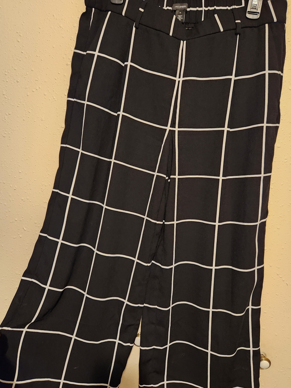 Halogen Black Wide-Leg Pants with White Windowpane